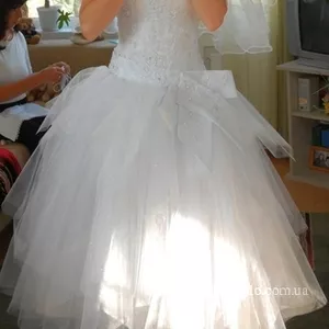 Свадебное платье продам СРОЧНО