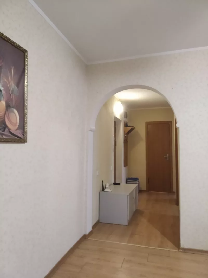 Продам 2-х комнатную квартиру в центре Миргорода 4