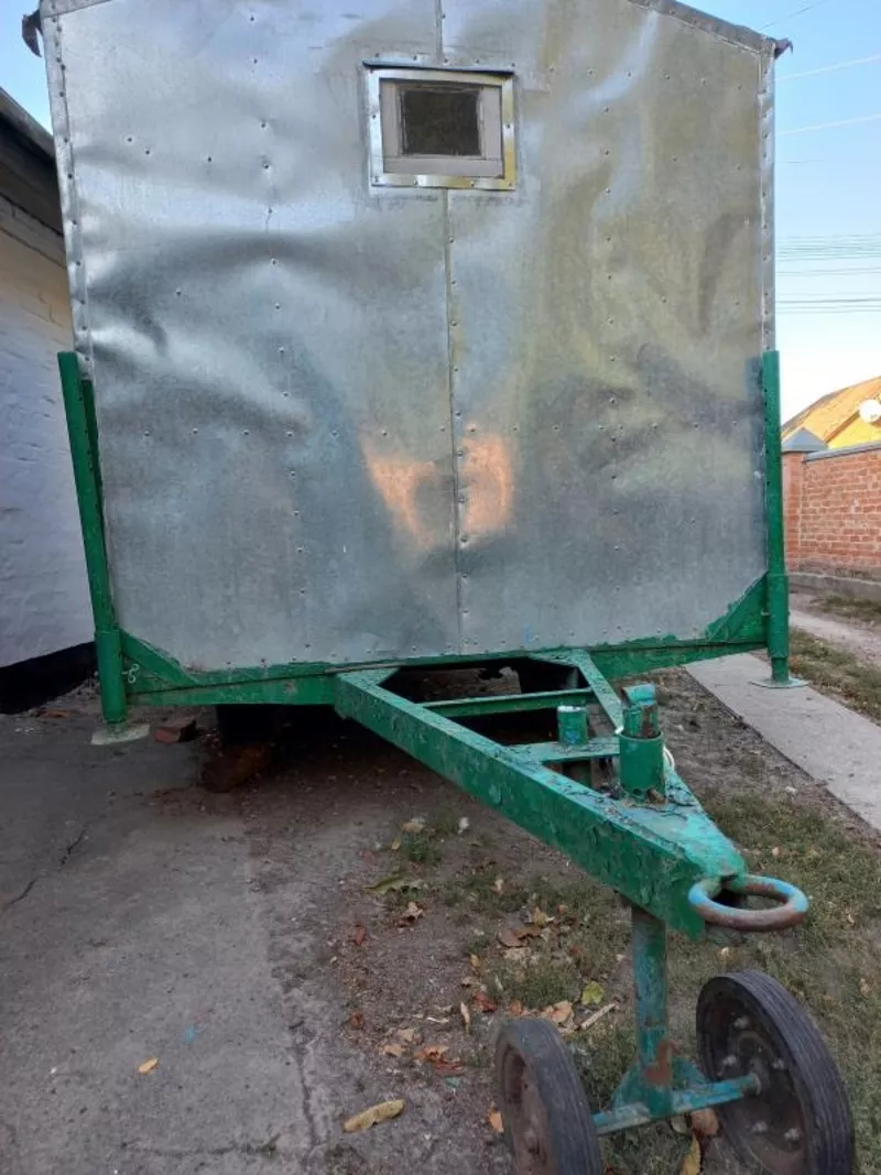 Будинок на колесах для кочівлі пасічника